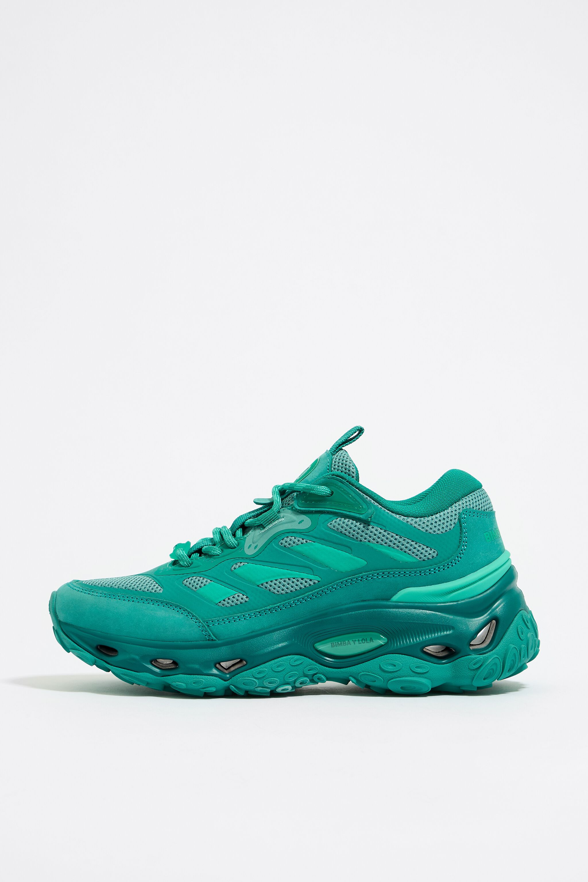 Green Pulpo wedge runner sneaker